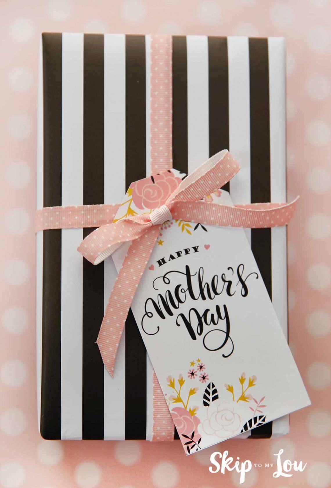 Beautiful FREE Printable Mothers Day Tags for your gifts!