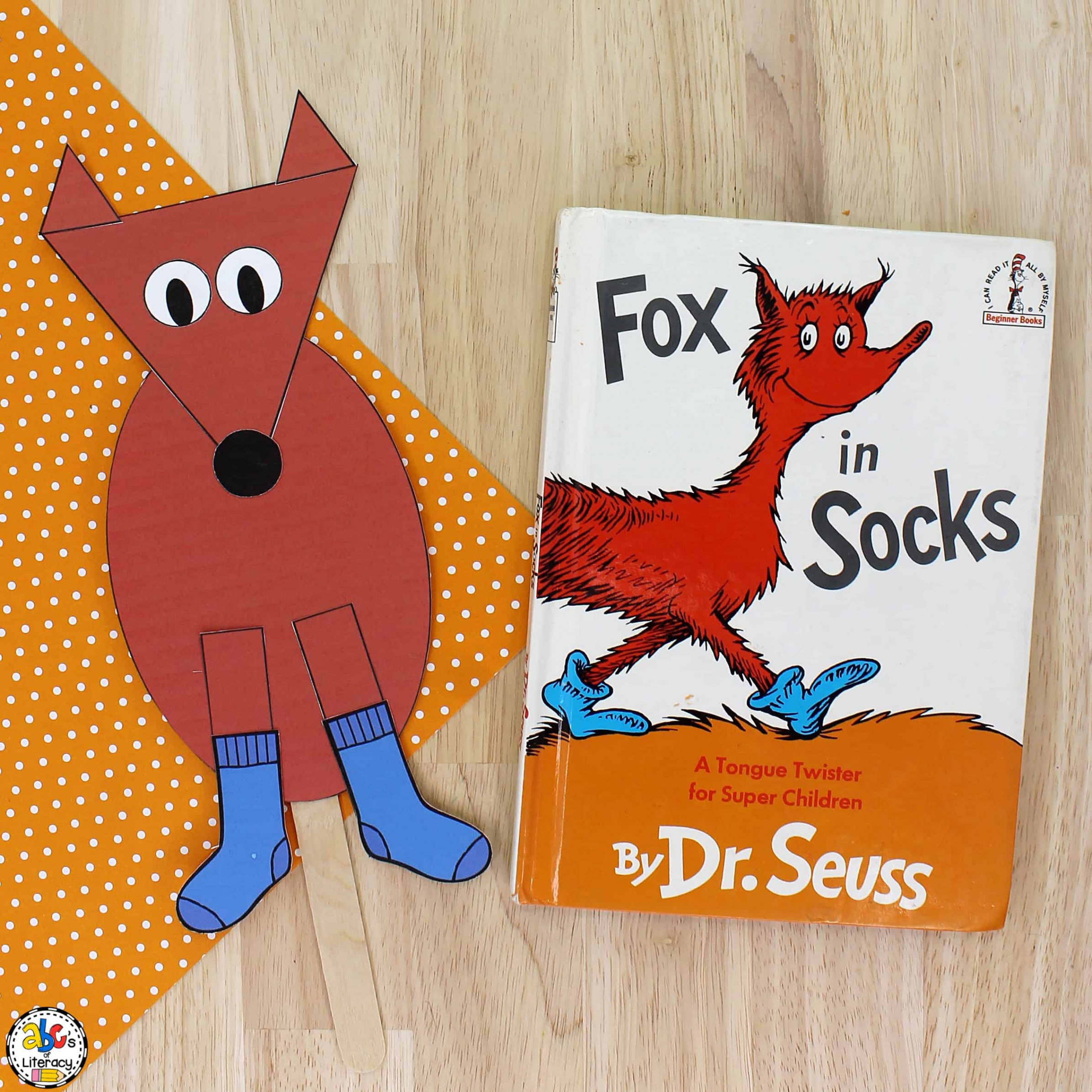 Fox Puppet: Book-Inspired Puppet Crafts for Kids with Free Templates