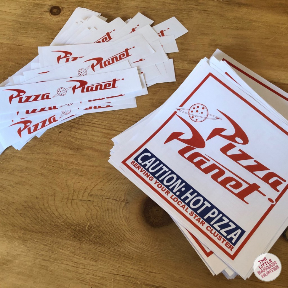 Make Your Own Pizza Planet Pizza Boxes  The Little Bargain Hunter